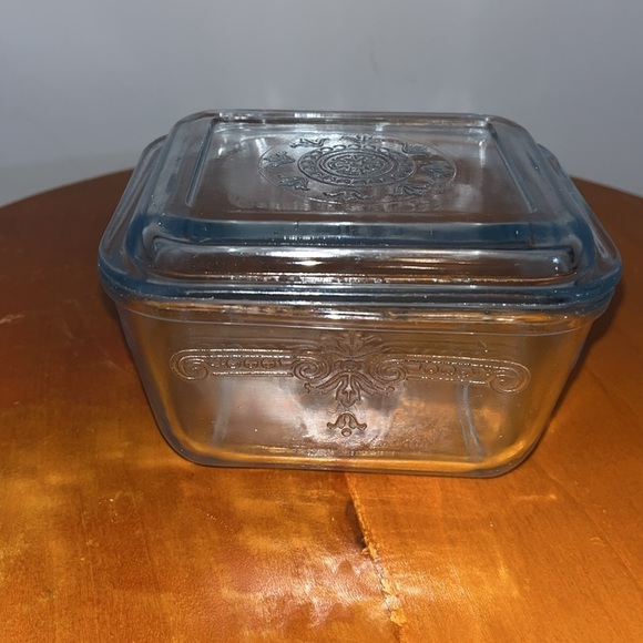 Fire King Sapphire Blue Philbe Refrigerator Dish - Picture 4 of 6